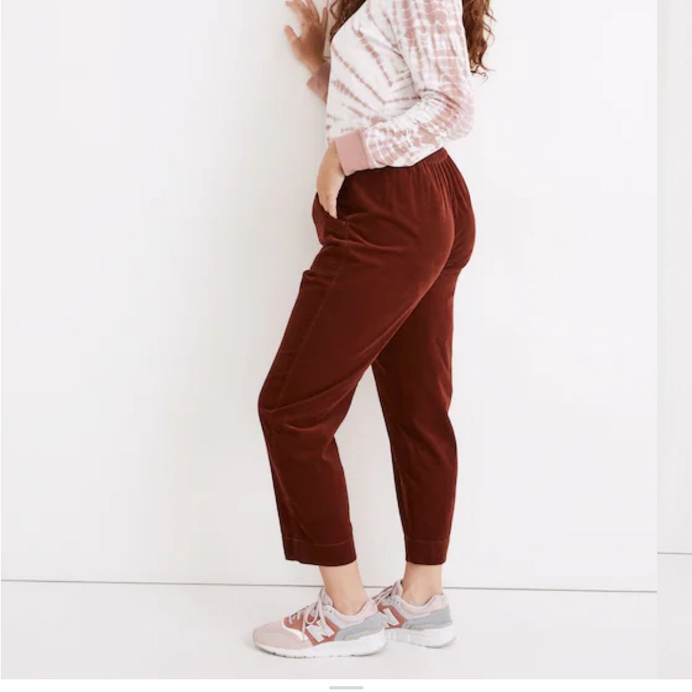 Madewell Curvy Tapered Huston Pull-On Crop Pants in Corduroy - Picture 4 of 9